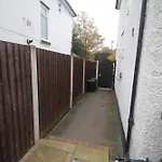 Hillingdon\'S House