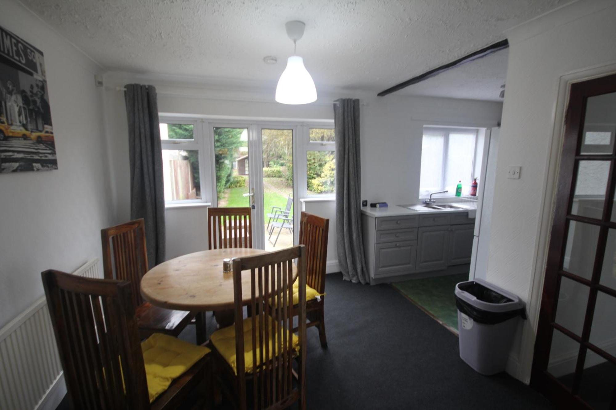 Hillingdon's House Holiday home *