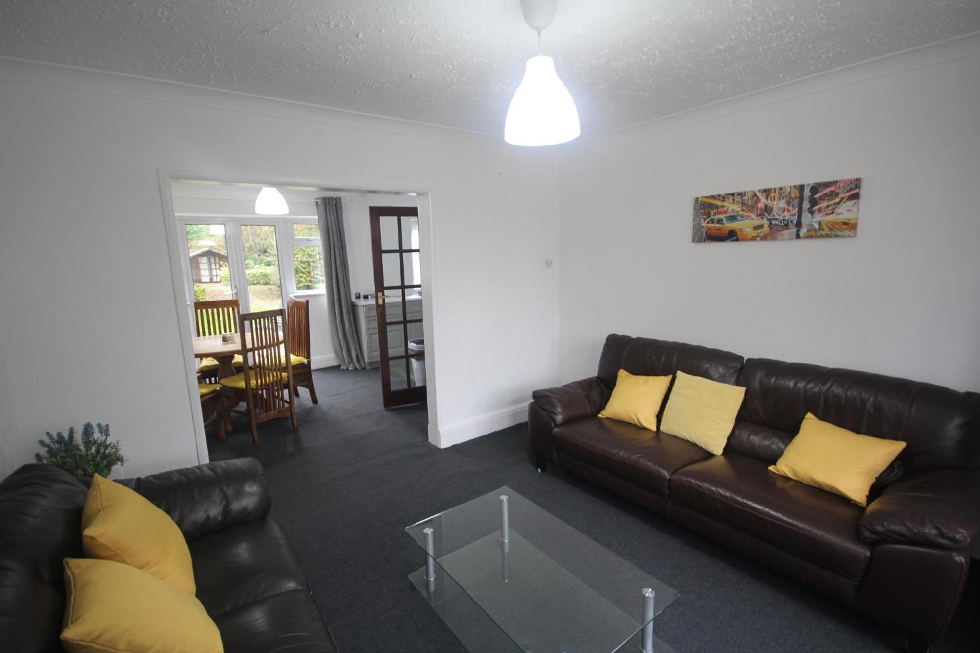 Hillingdon's House Holiday home