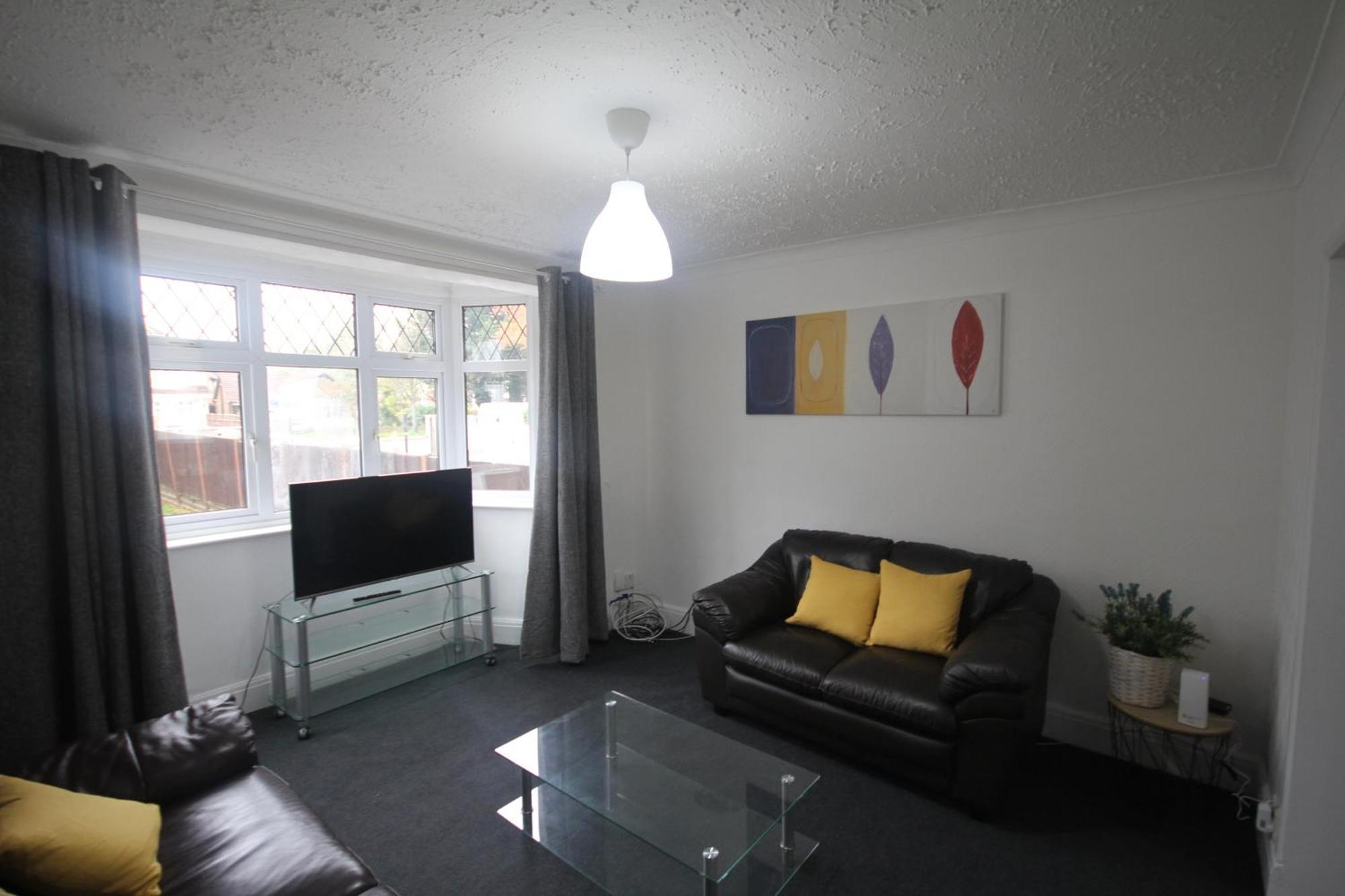 Hillingdon's House Holiday home